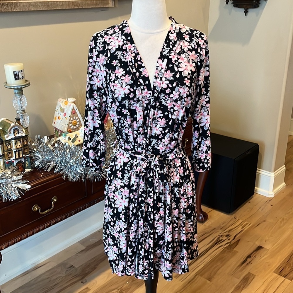Romantic Silky Robe Black Floral